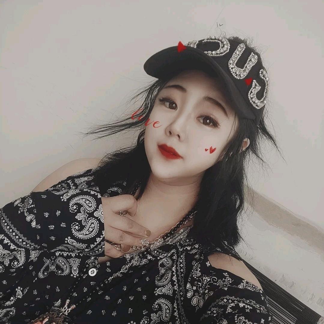Miss tong🎀