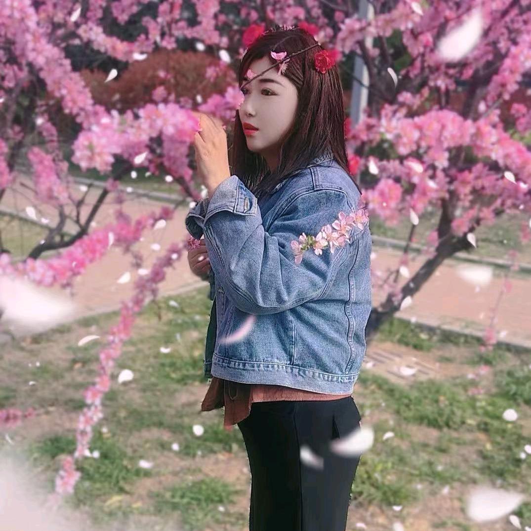 金牌卫浴，英姐