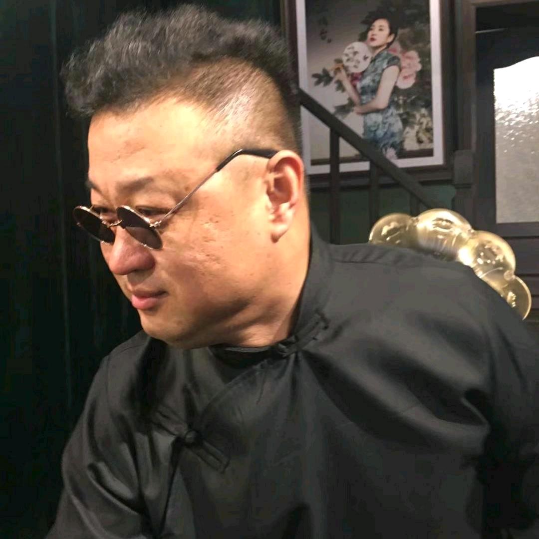 胡劲松