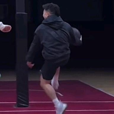 为人师表的只昂张