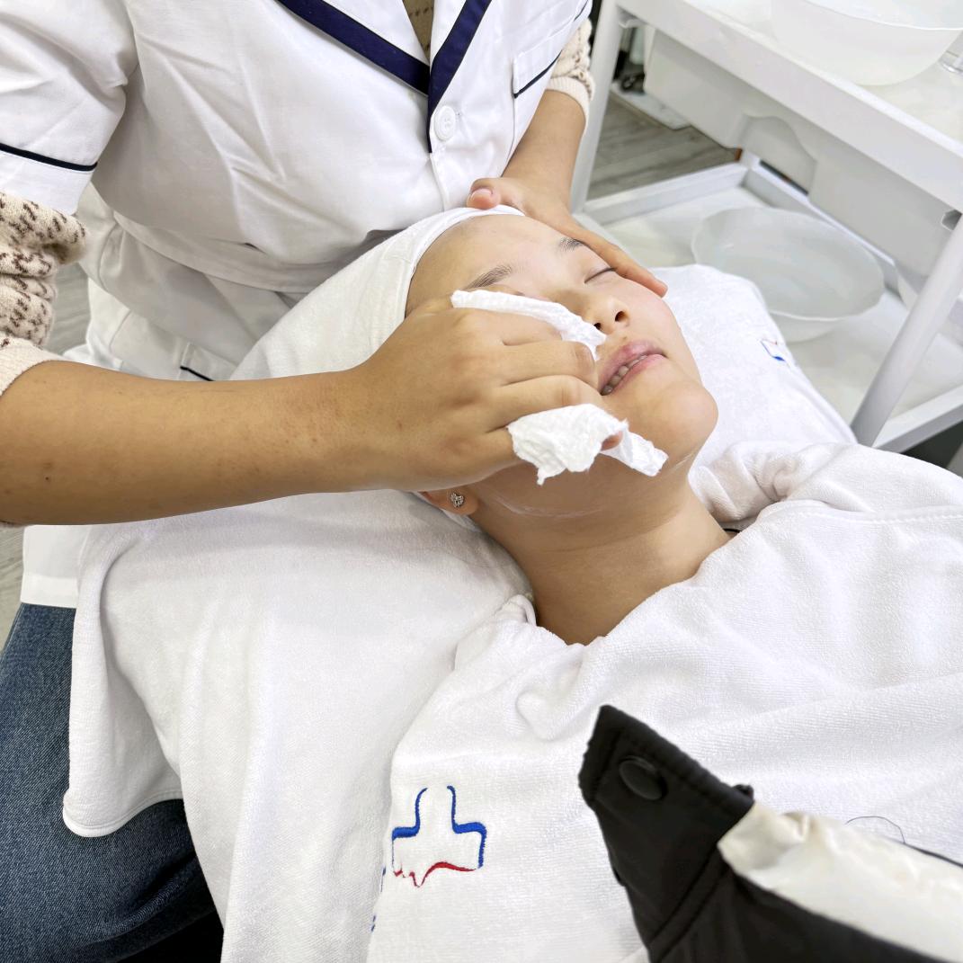 吉米老师皮肤管理连锁(大修厂店)