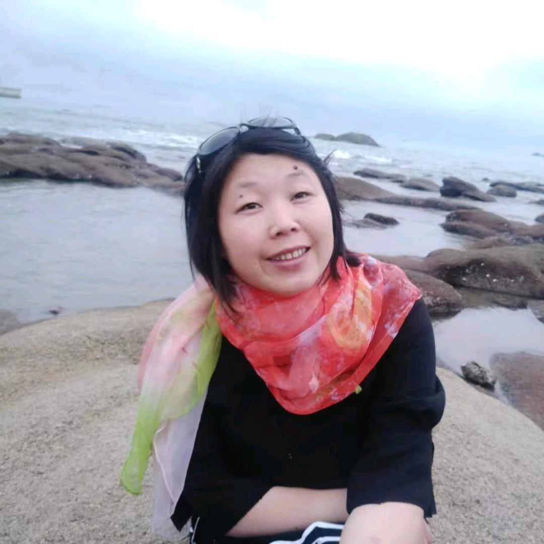 长宏姐姐（美妆供应链