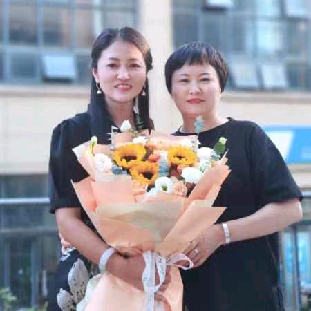 专业母婴护理小红