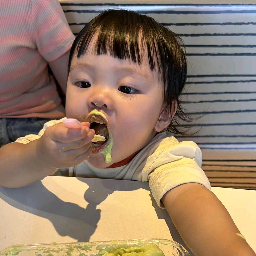 笑嗝屁了