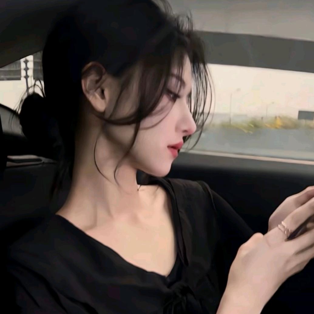 丽丽穿搭