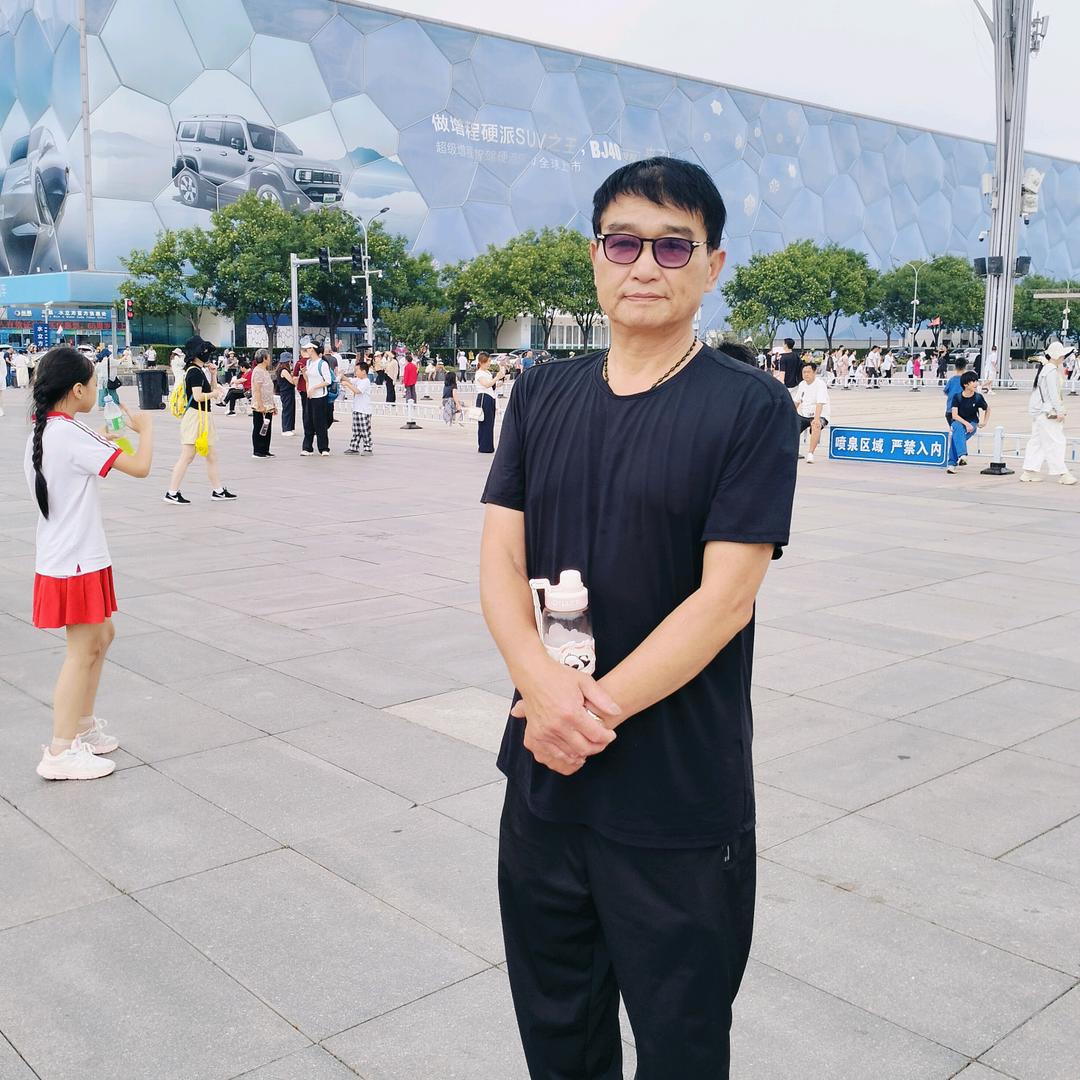 吾爱哥🇨🇳