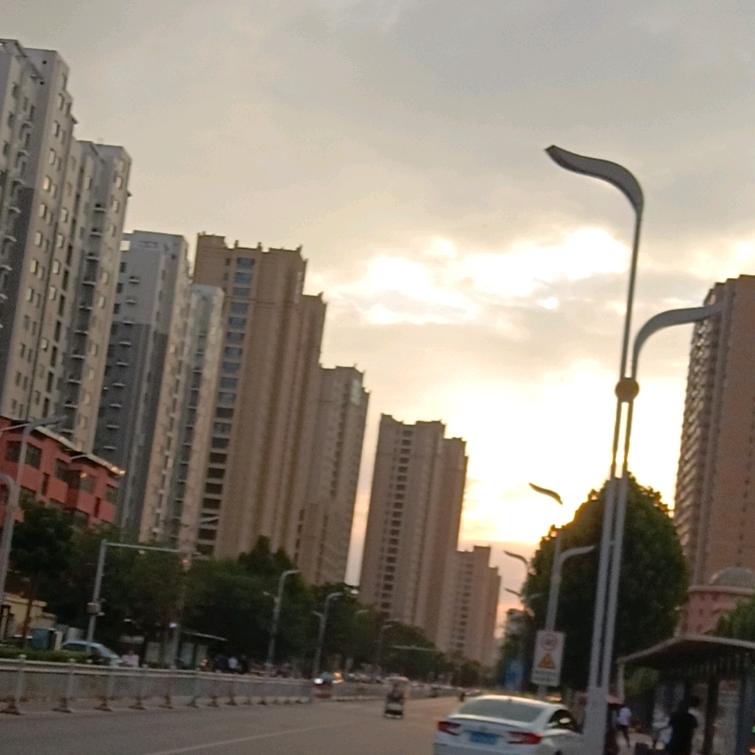 熠烁
