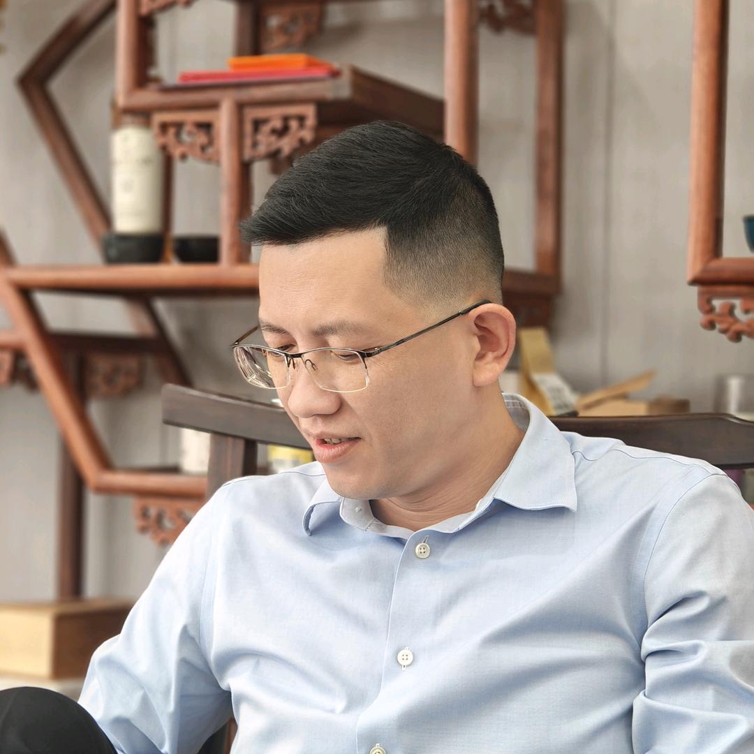 星淘眼镜哥（陈棣斌）