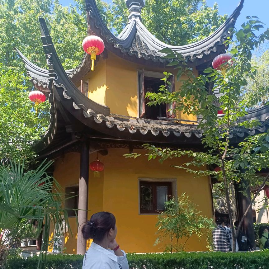 一缕朝霞