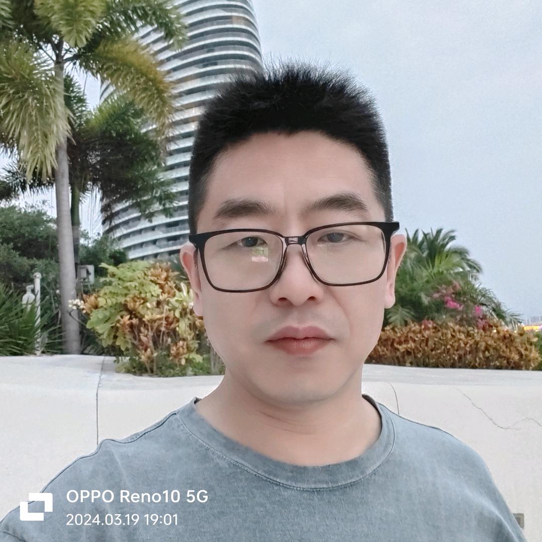 璐坤7999