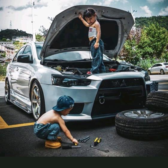 爱玩车🚘的小荆