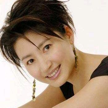 二斤桃花酿做酒，万杯不及你温柔