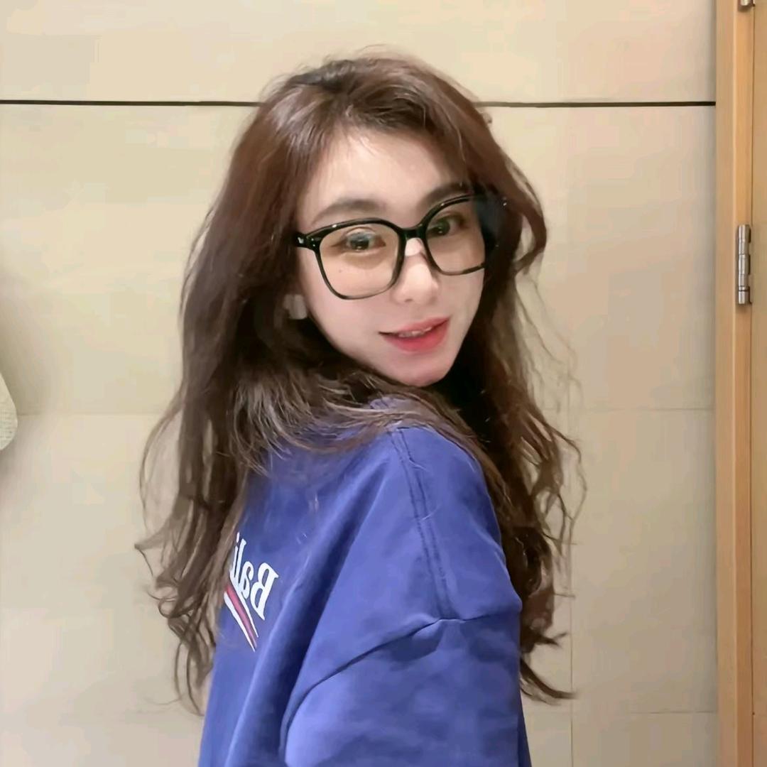 林肉肉→（在线衣橱）