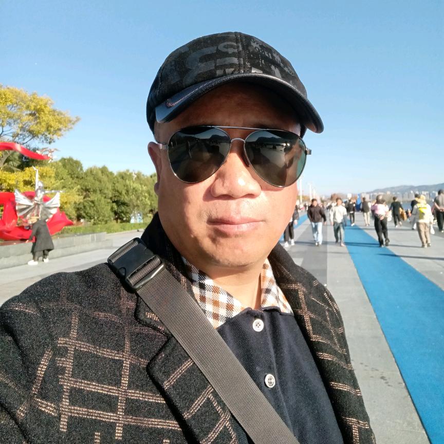 七零后老唐（老唐眼镜）