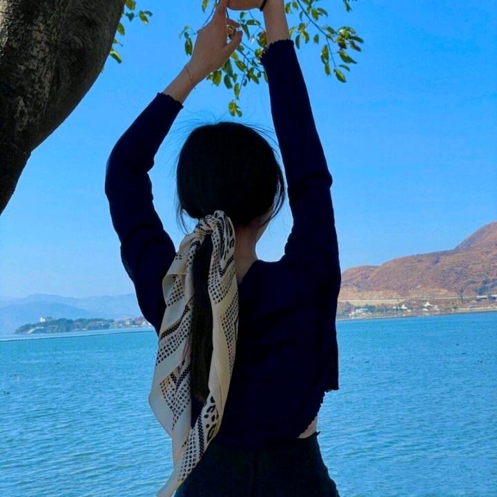 浅念  情感