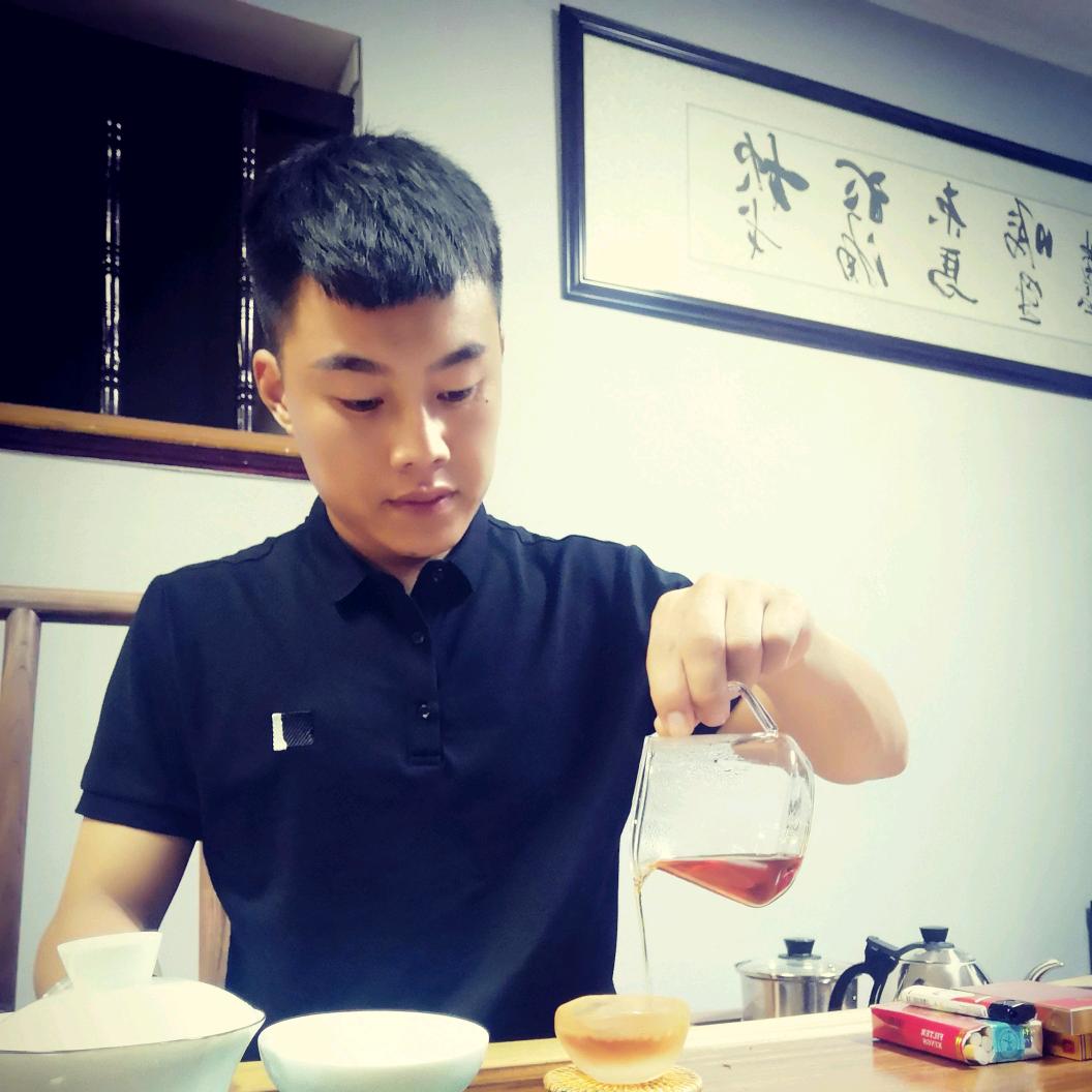 小飞，