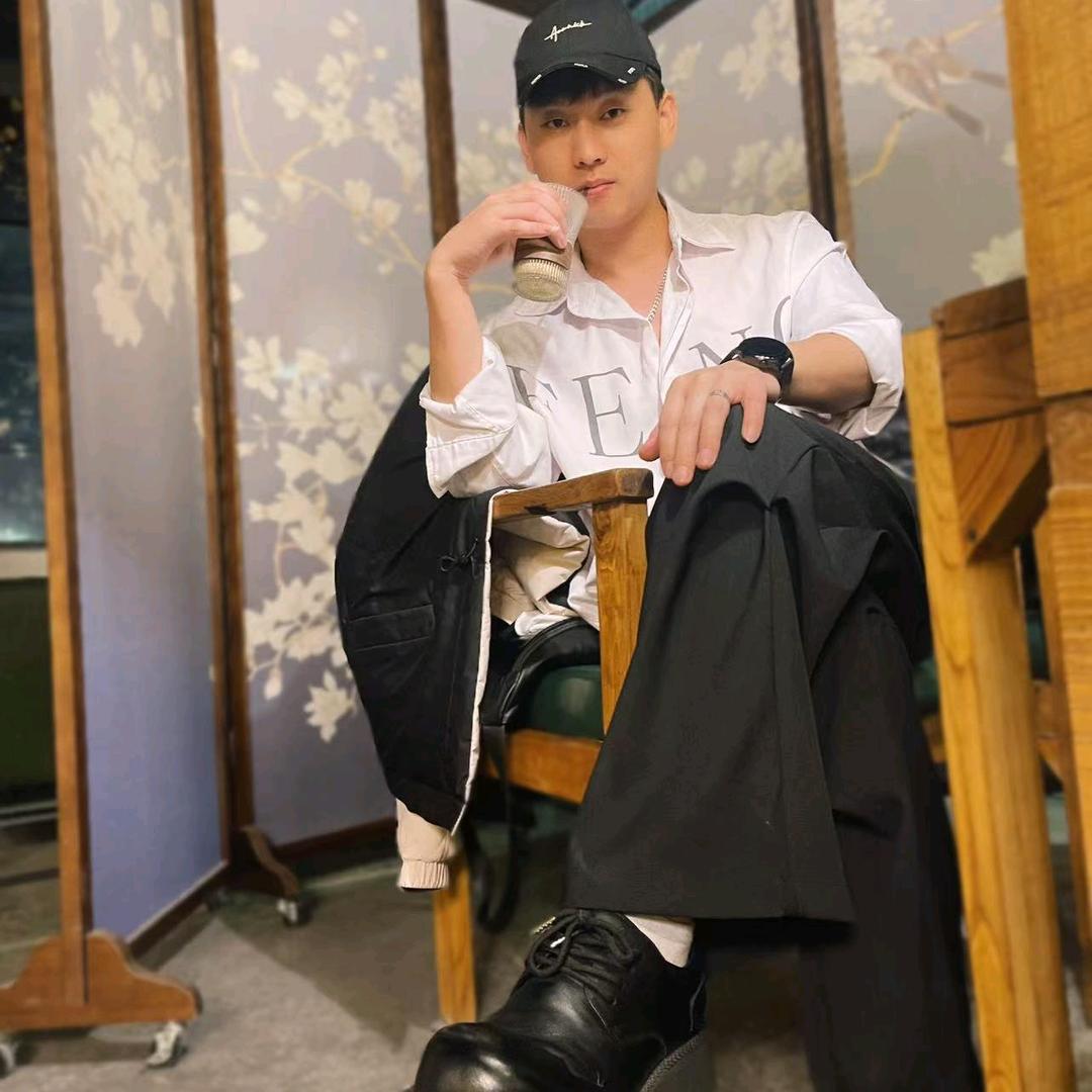 烫染专家林老师