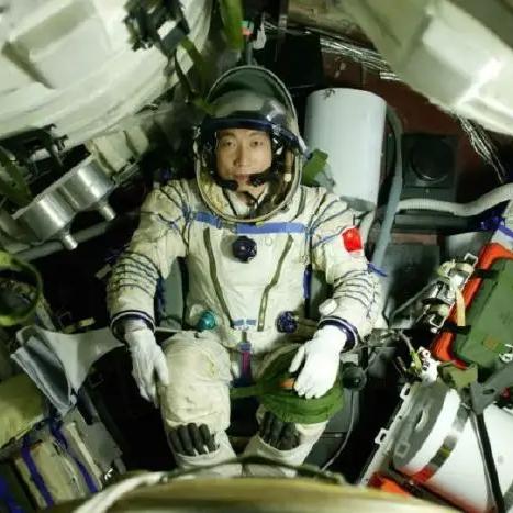 航天医学推荐官