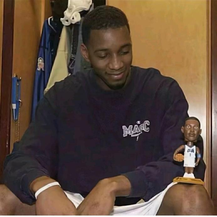 嘎嘣脆。  欧意~(ˉ▽￣～) 切~~