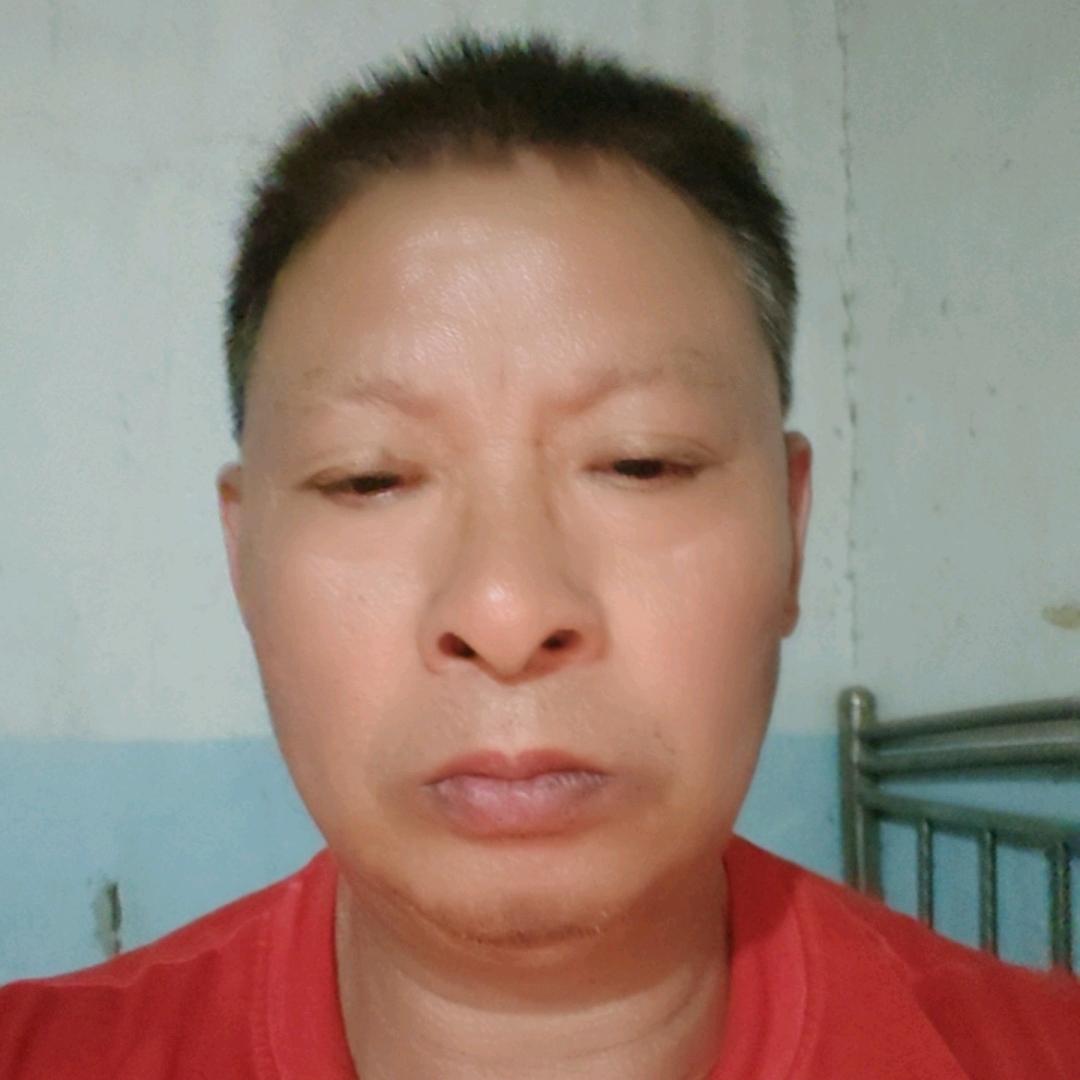 搬砖大叔