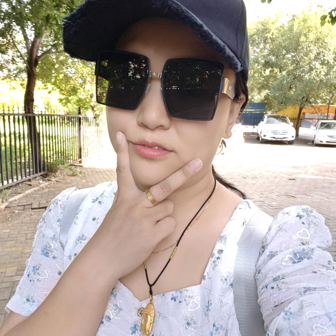 私藏一寸月光