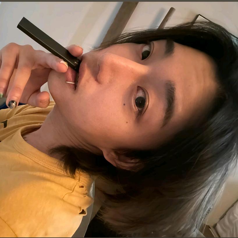 忧郁只是日常罢了🐾