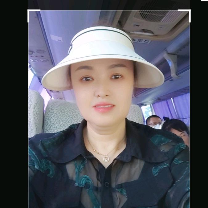 蓝莓奶奶🎙