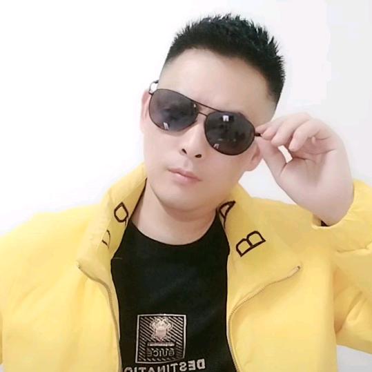 明哥.爱吃辣【橱窗小卖部】