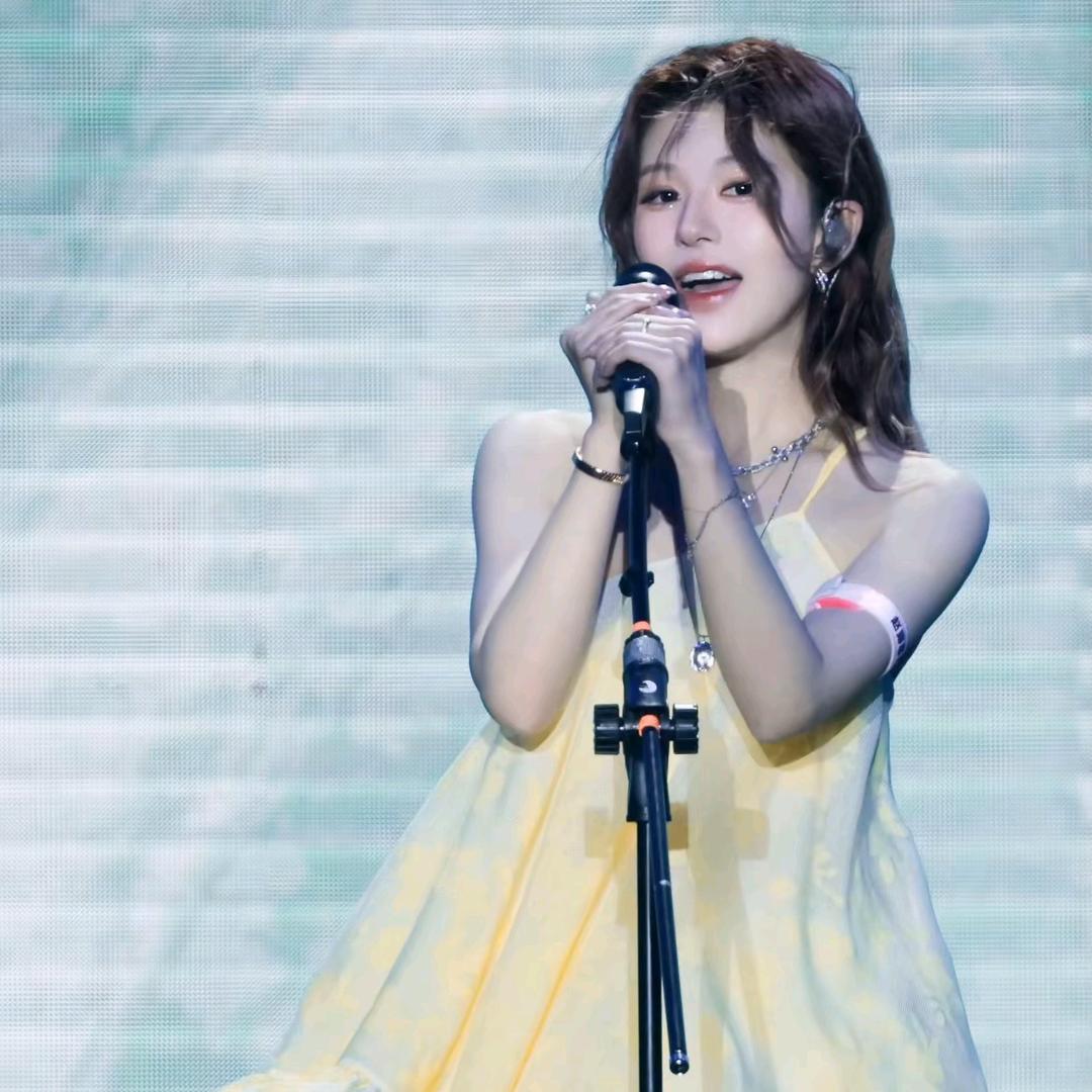 洋芋粑(见过赵露思穆祉丞张子墨版)