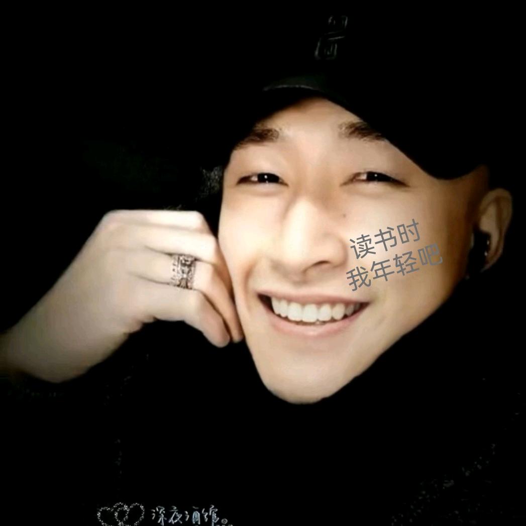 辉哥辉哥啊（看书在橱窗）