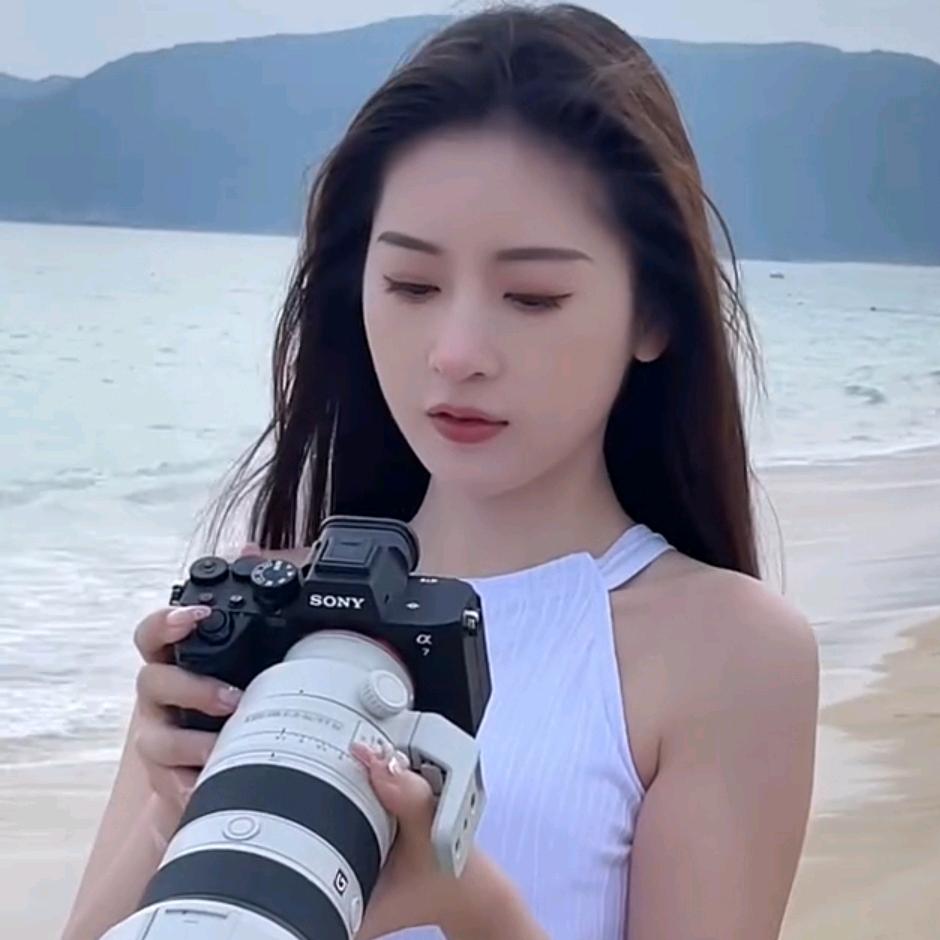 玥玥吖