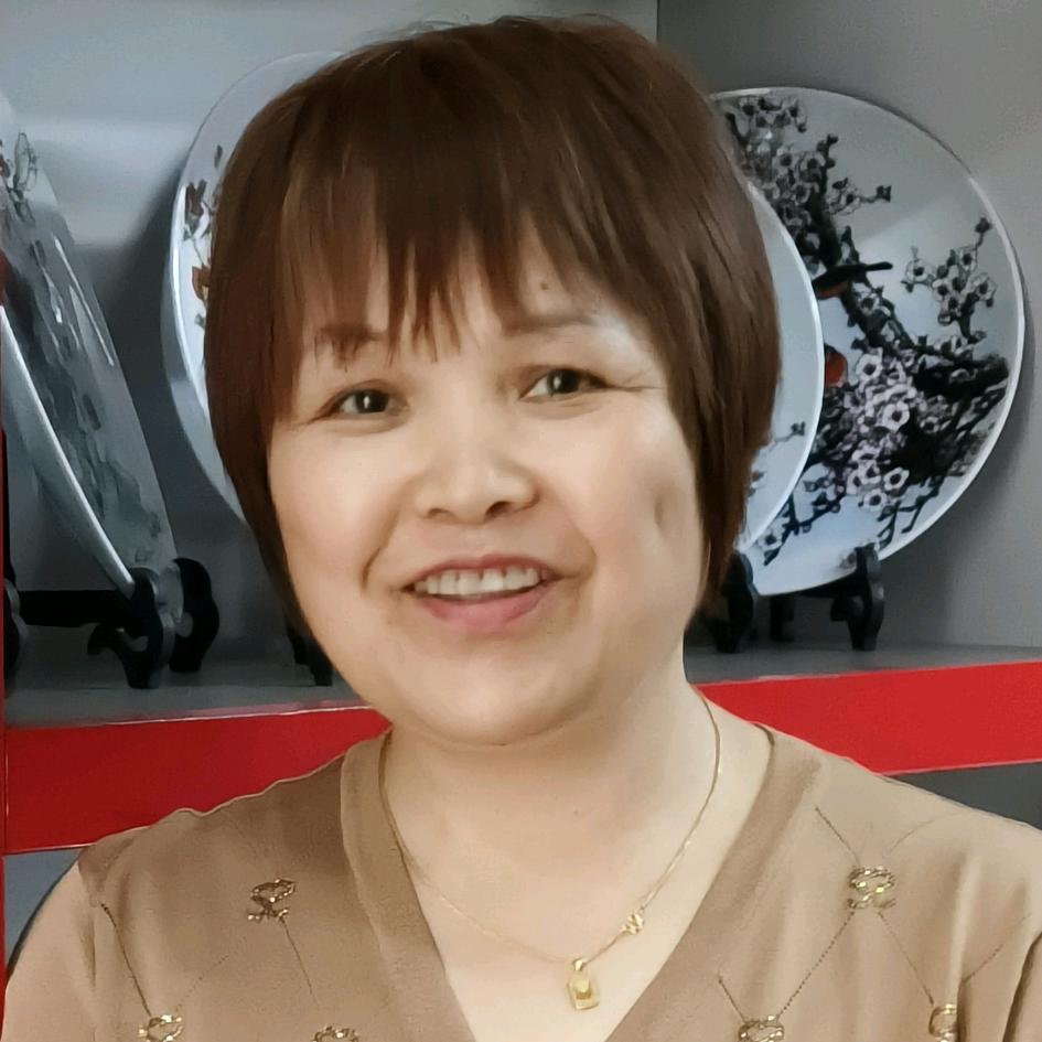 碧云瓷像