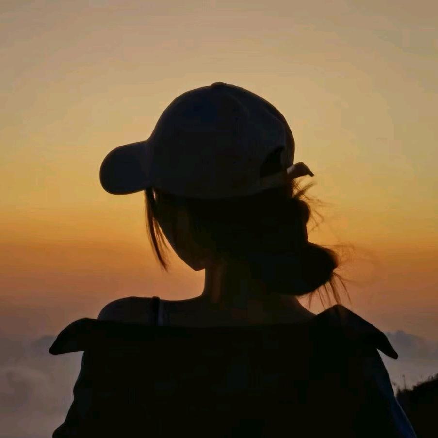Ꮗ