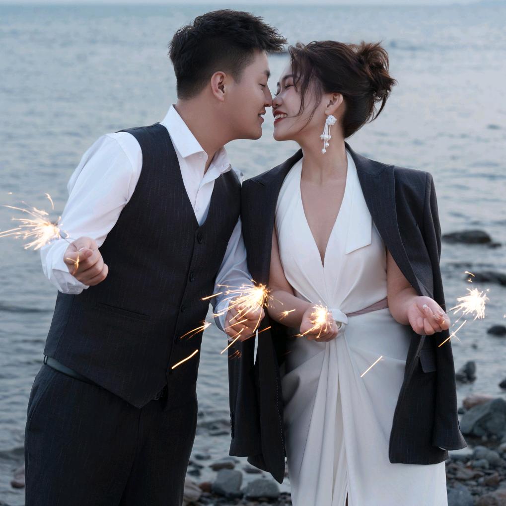 Z~ 　　　　　　　　　　🪳