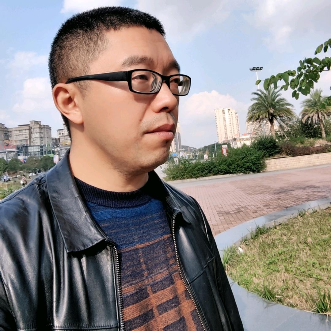 伟仔（西充航拍）