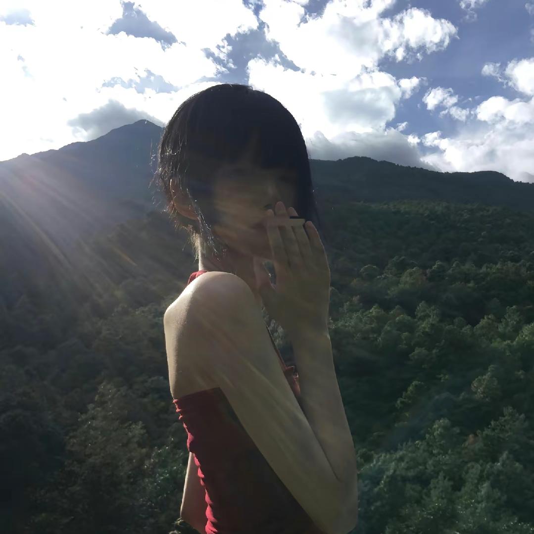 刘美拉y