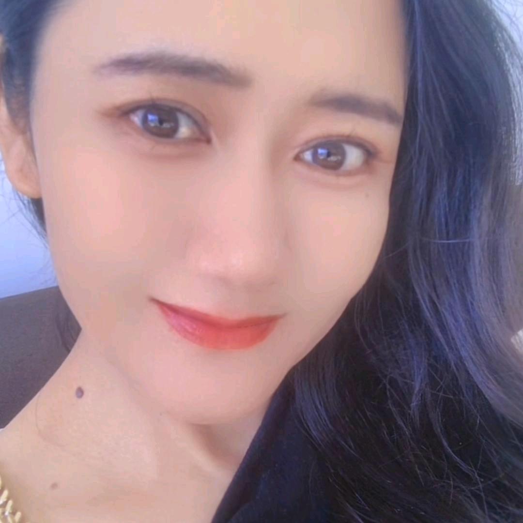 烁然学长照相馆辉姐