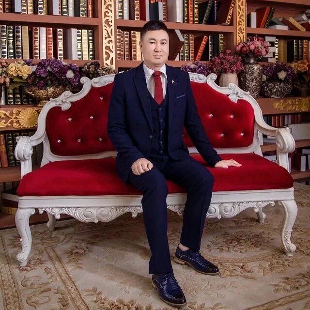 龙哥100