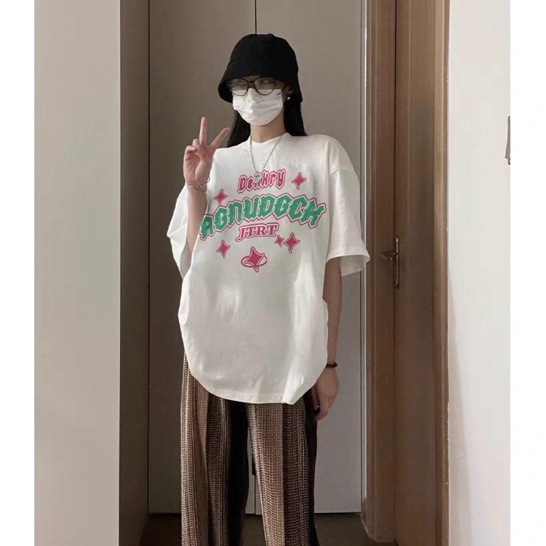 壹加壹服饰工厂店