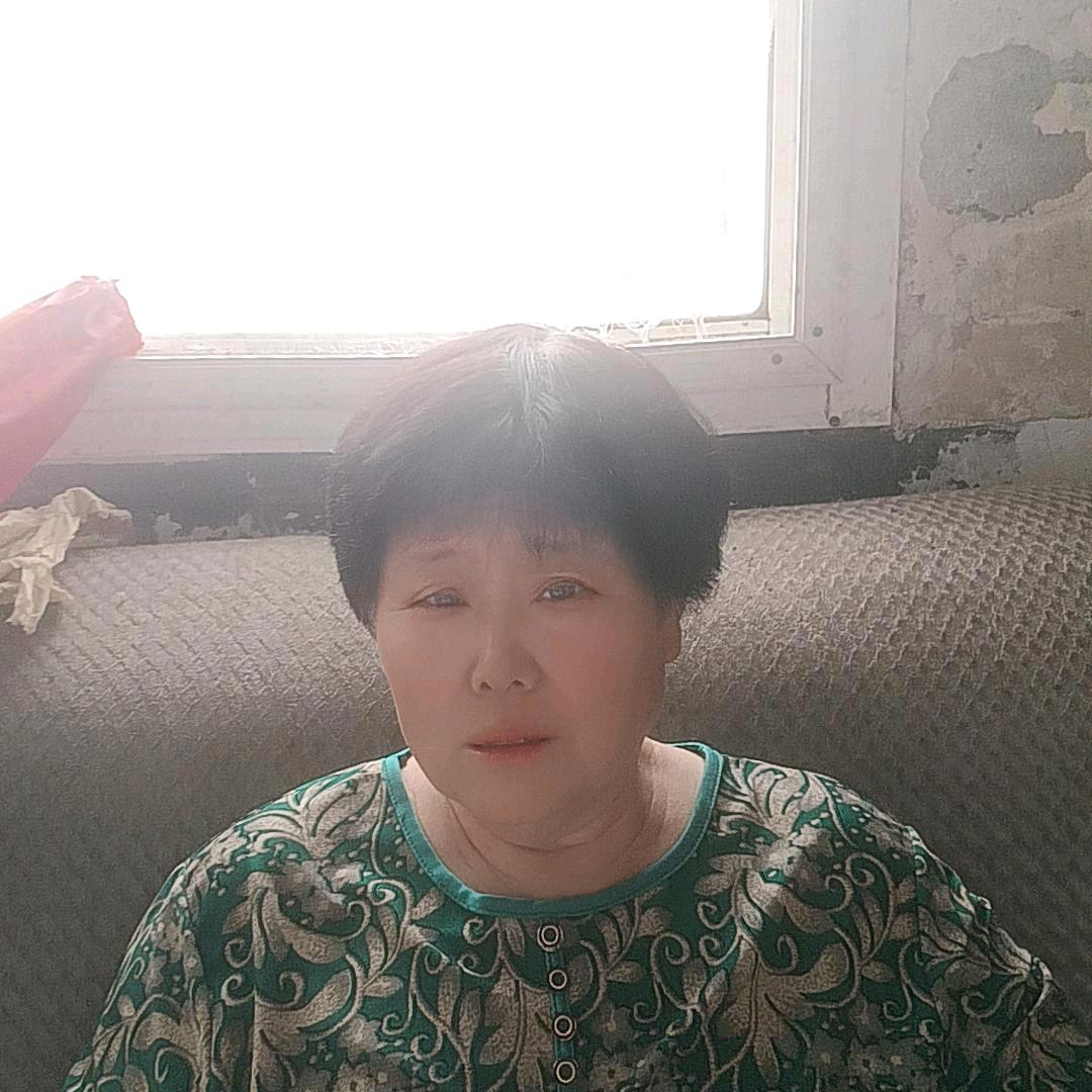 农村大妈上午9点10分开播