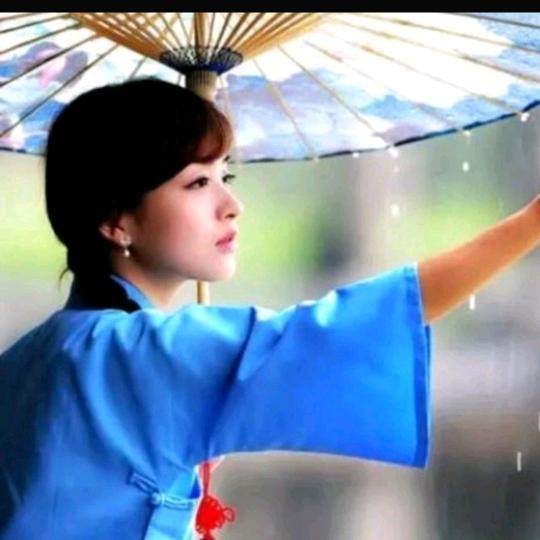 蓝色的雨☔