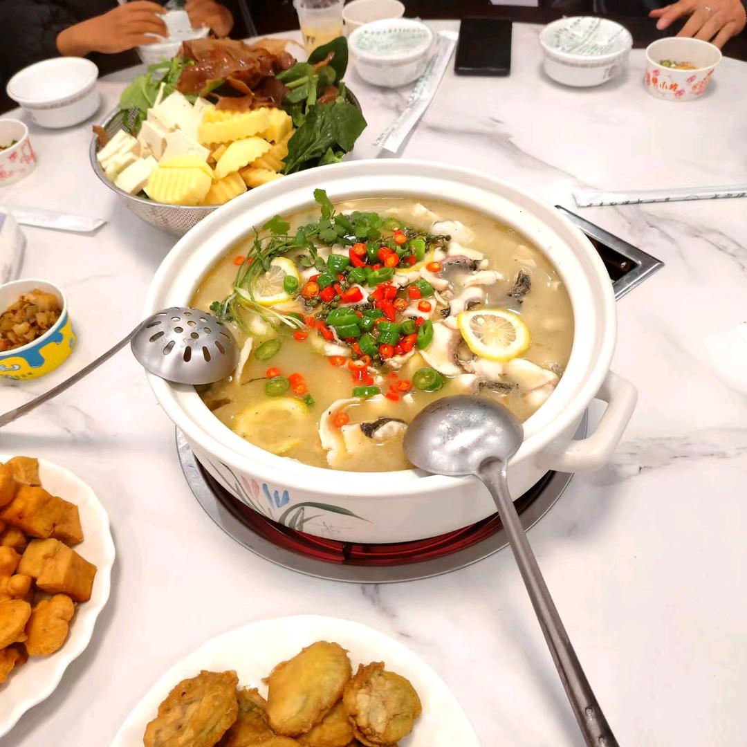 黑石头镇鱼香汇（清真）