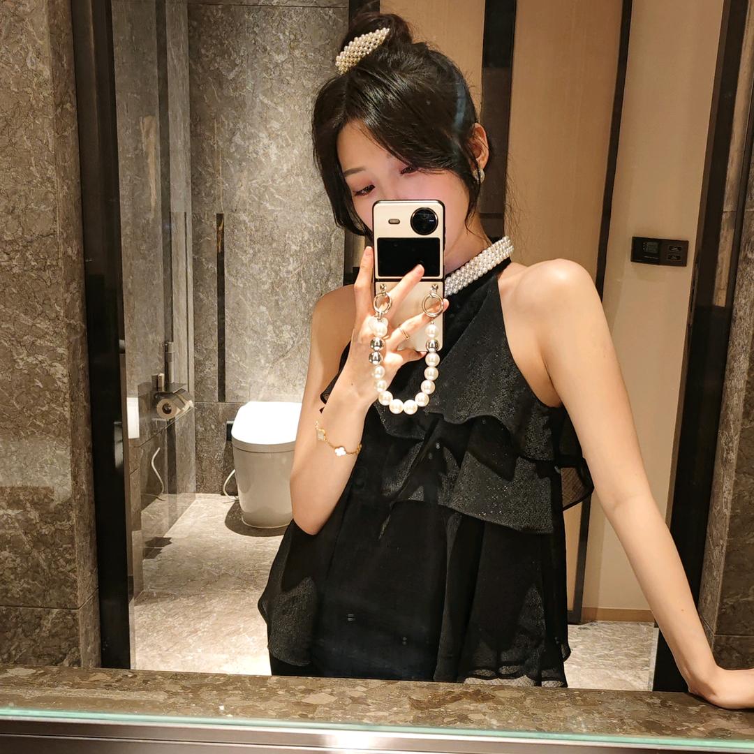 CHERRY服装商行