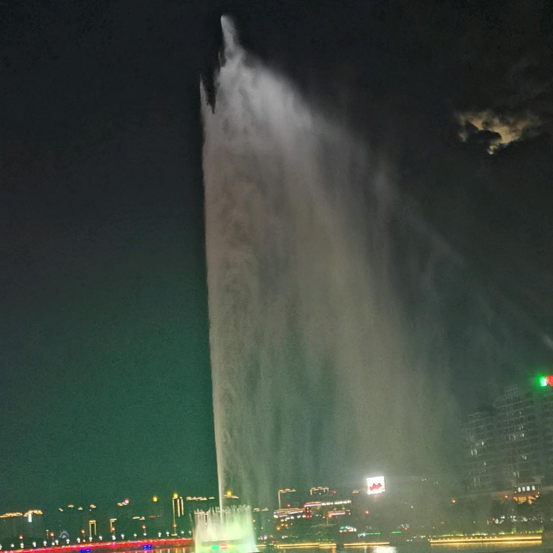 用户1880281985245