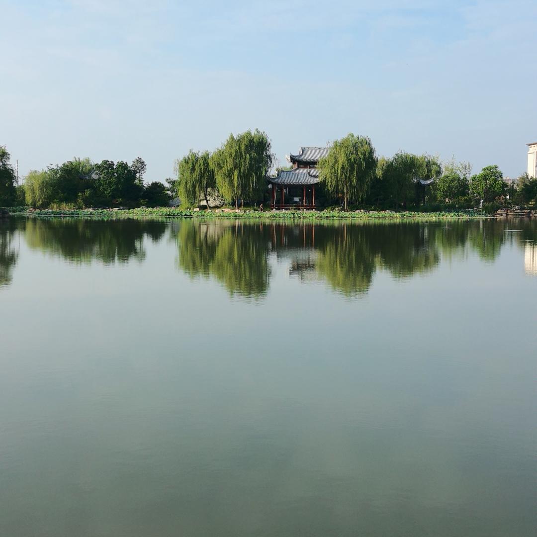 海珍服饰