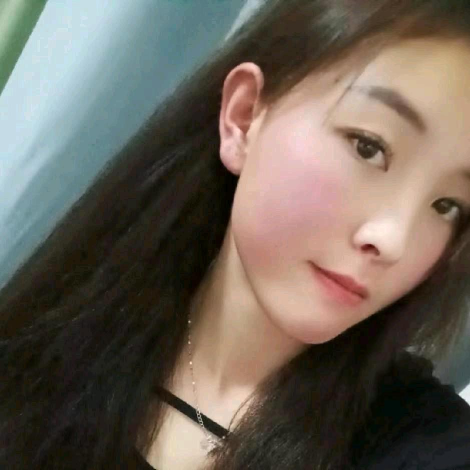 雷霞