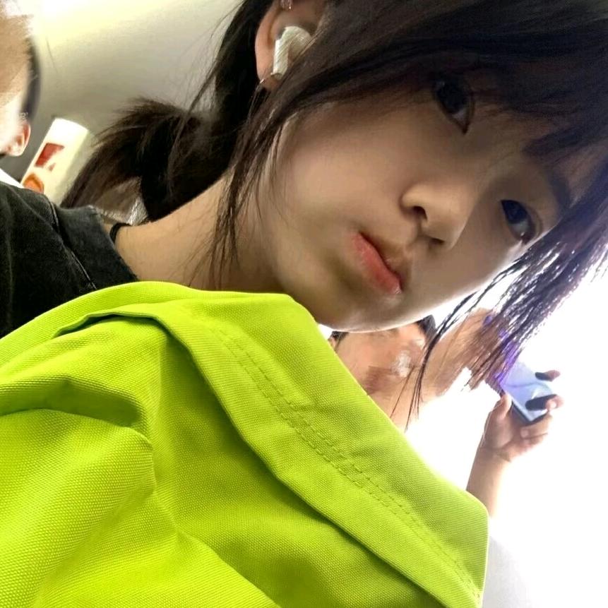 红茶冰淇淋