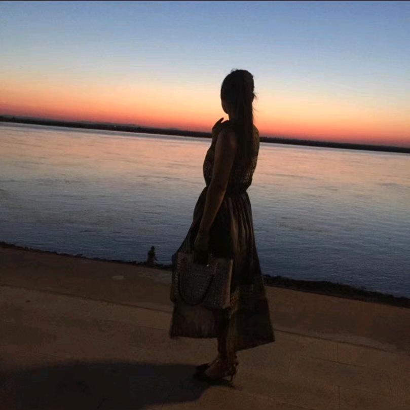 娟子☀️