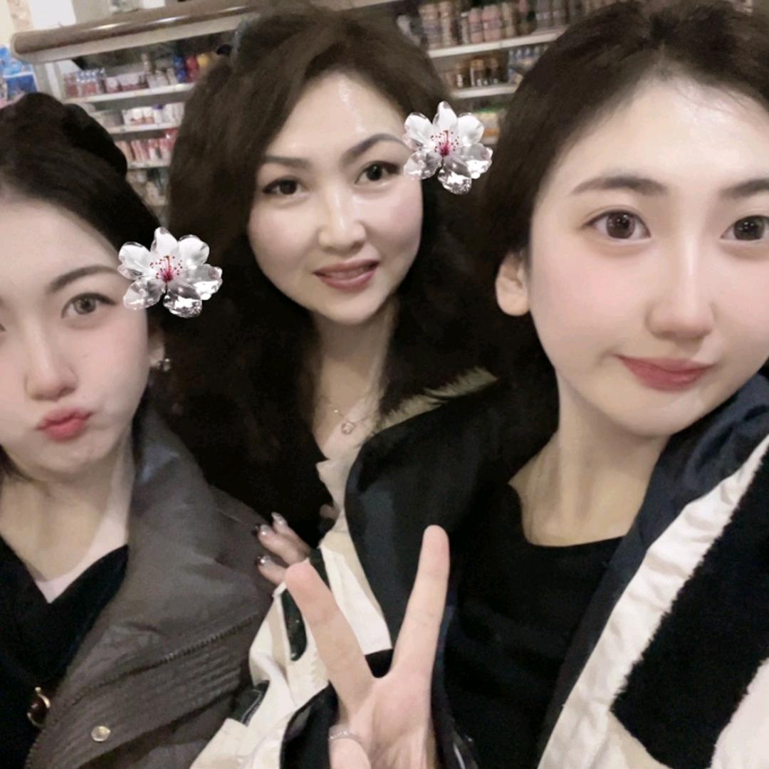 俩个宝宝的妈妈