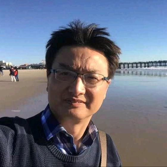 妇科主任医师罗剑儒